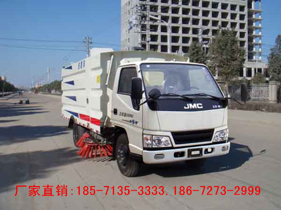 程力专汽生产江铃小型扫路车供应泰州市路面洗扫维护