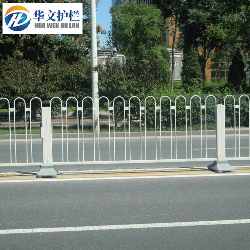 厂家定制m型市政道路护栏 n型京式护栏 倒U型城市交通护栏隔离栏
