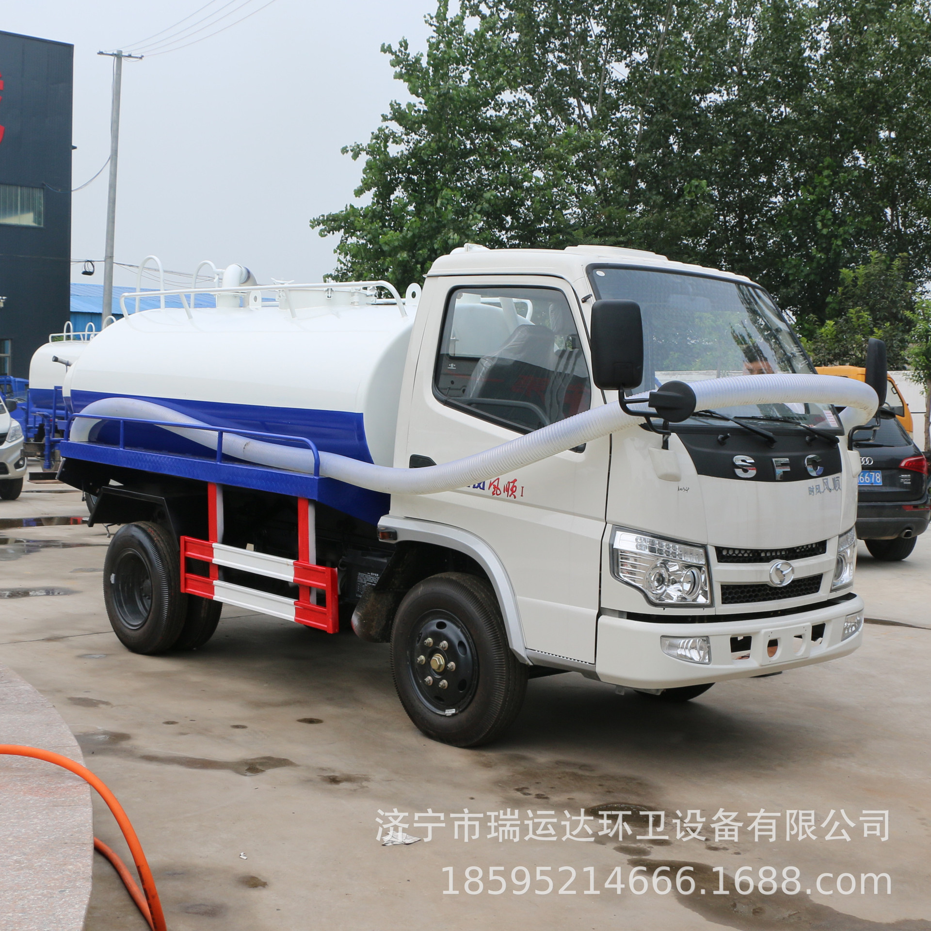 福田祥龙2600吸粪车