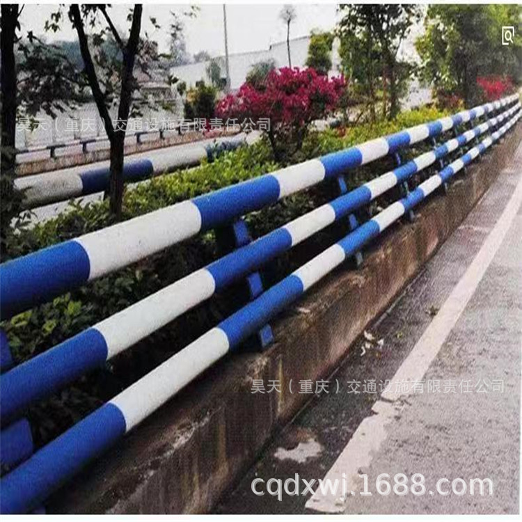 道路隔离栏锌钢护栏道路城市市政隔离栏锌钢马路交通设施护栏栏杆
