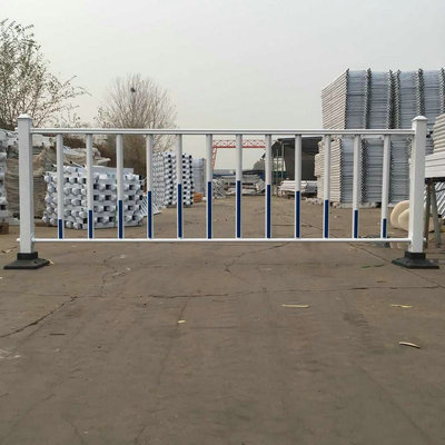 现货批发市政道路护栏 市政道路反光条护栏 反光镀锌市政道路护栏