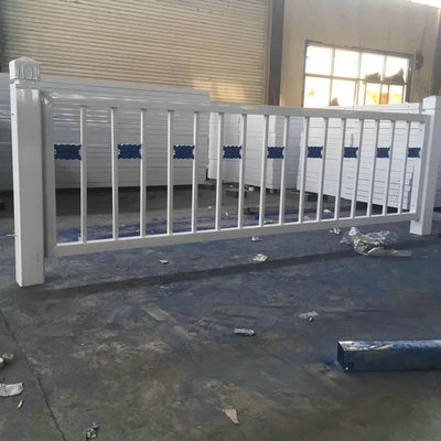 供应PVC市政道路护栏 市政人形道路护栏 市政道路护栏