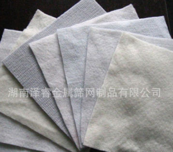 【现货供应】土工布，土工膜，白色渗水土工布，防渗土工膜