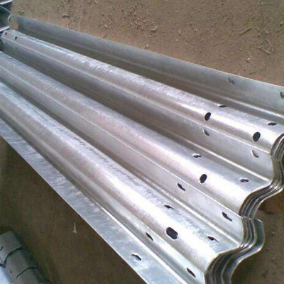 厂家高速公路波形护栏板乡村道路防撞镀锌波形梁钢护栏 可定制