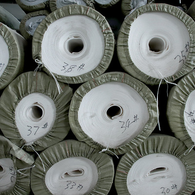 厂家定制无纺布路面养护渗水土工布铁路工程隔离无纺布多色可选