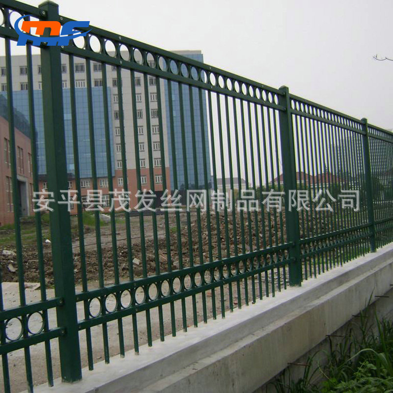 锌钢护栏