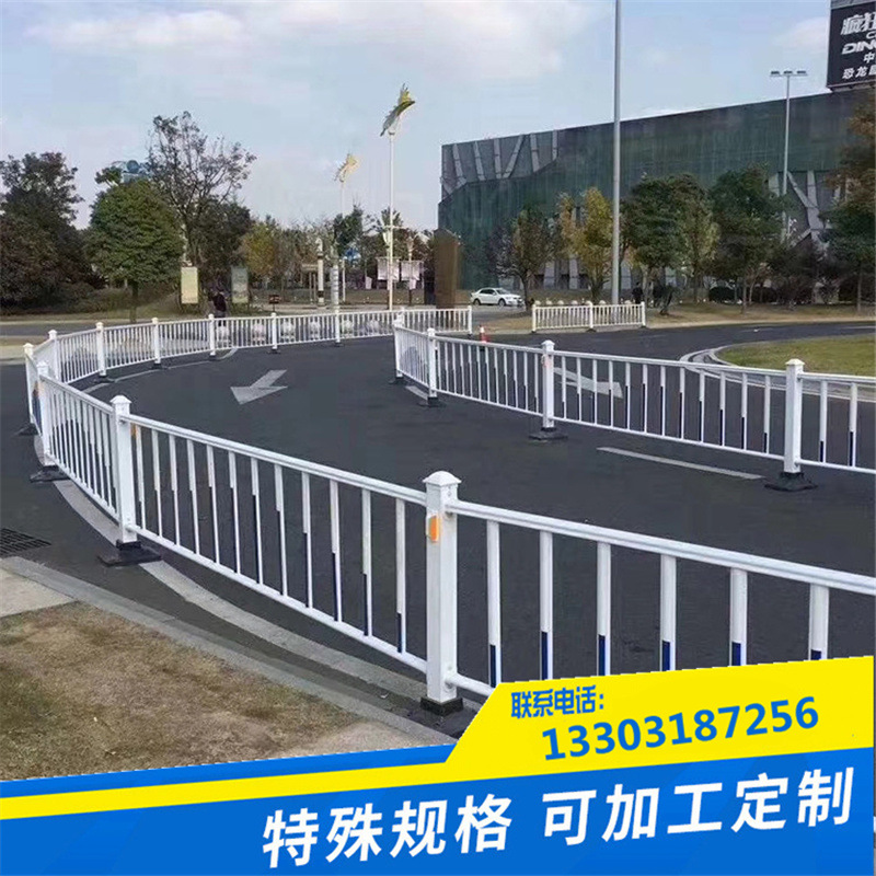 锌钢市政护栏城市道路隔离栏杆 公路人行道护栏交通防眩目护栏