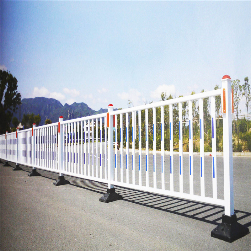 厂家直销交通设施市政护栏人行道隔离道路护栏公路中央防撞护栏