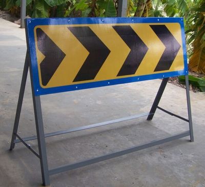 厂家直销 交通安全标志牌 道路施工标志牌 交通标志架 警客来