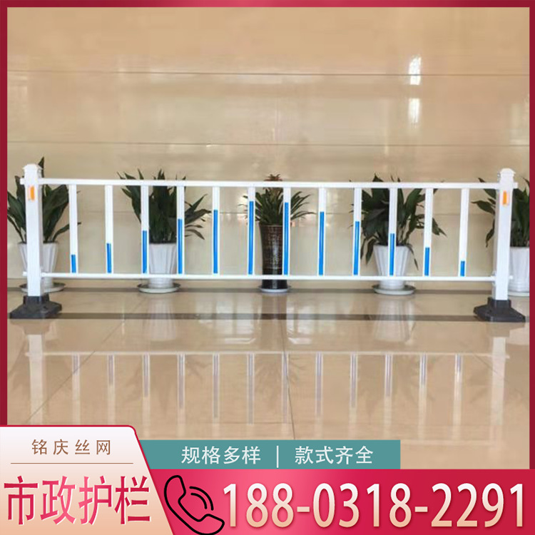 现货供应市政护栏 道路交通隔离防护栏 人行道交通护栏 马路护栏