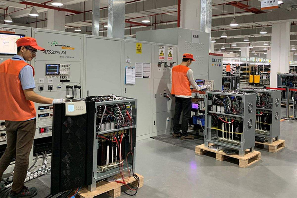 工频UPS300KVA 内置隔离变压器