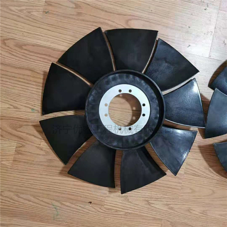 依维柯新款发动机冷却风扇总成风扇叶片504154349