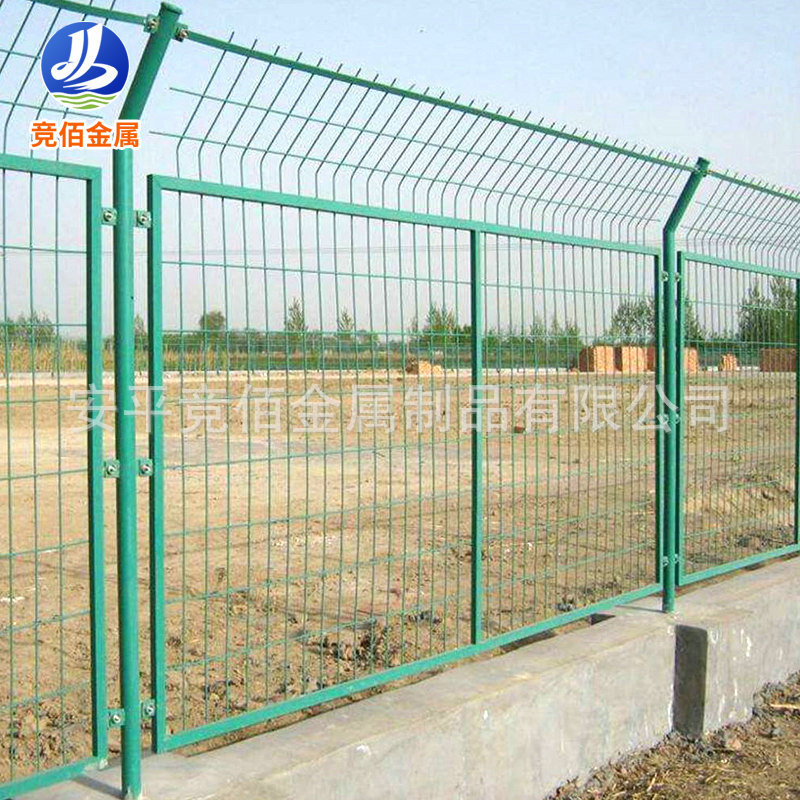 高速公路护栏网边框式隔离栅栏圈地果园铁丝围栏网养殖框架 护栏网
